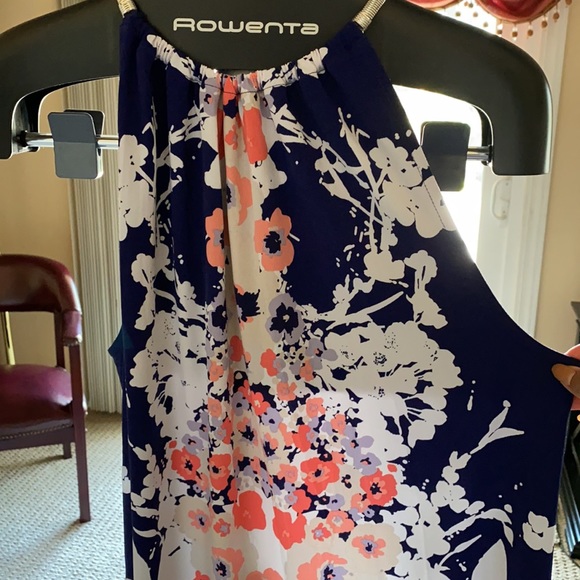 Floral Mid-Length Dress - Picture 3 of 5